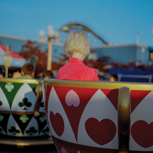 Hollie Kenniff: The Quiet Drift (Snow White Vinyl) - VINYL LP "VINYLBADGES"