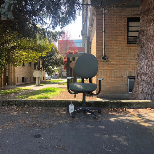 Penelope Scott: The Junkyard 2 - Ultra Clear - VINYL LP "VINYLBADGES"