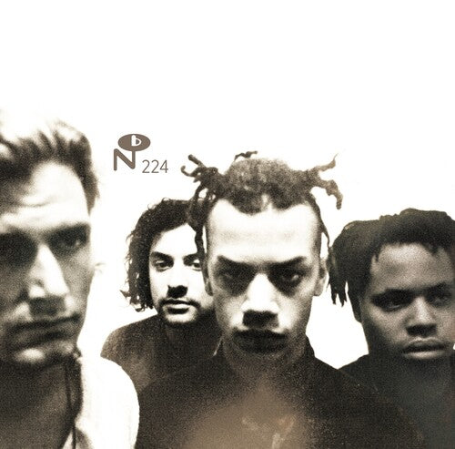 Majesty Crush: Butterflies Don't Go Away - VINYL LP "VINYLBADGES"